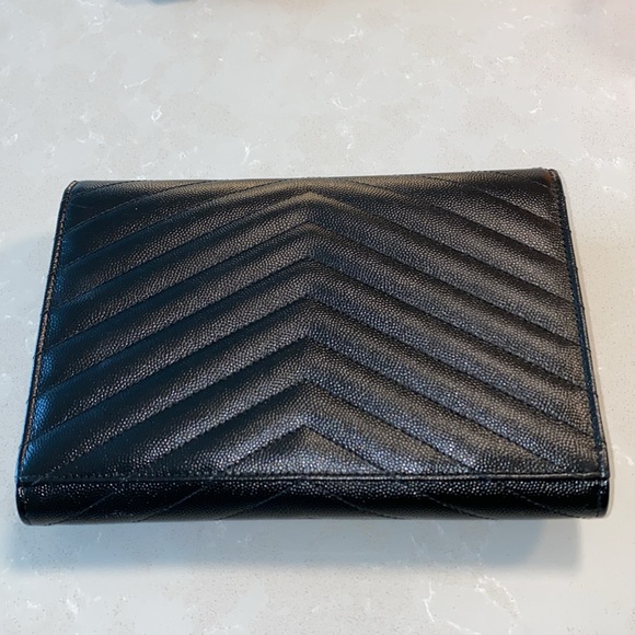 Authentic Saint Laurent Cassandra Flap Pouch in Black and Silver - Picture 7 of 10